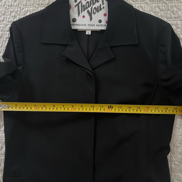 Holt Renfrew Studio Black Classic Trench Coat. Size 10. - Picture 6 of 8